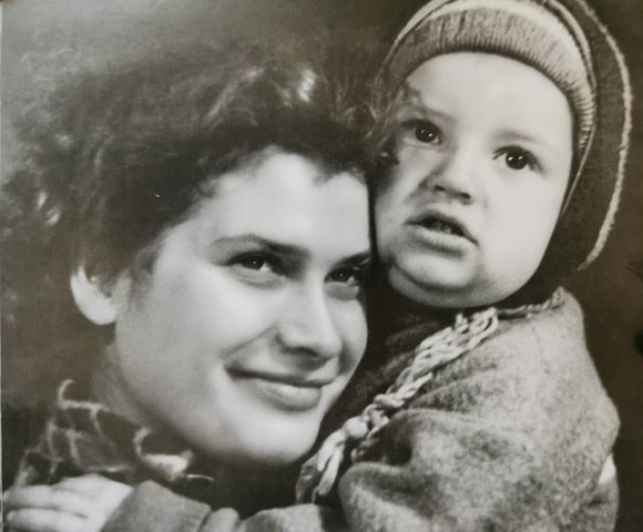 Скан: Алла Горська. Спалах перед світанком